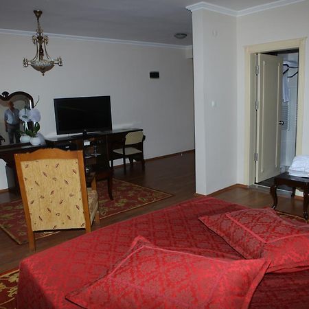 Cihan Hotel Hopa Bilik gambar