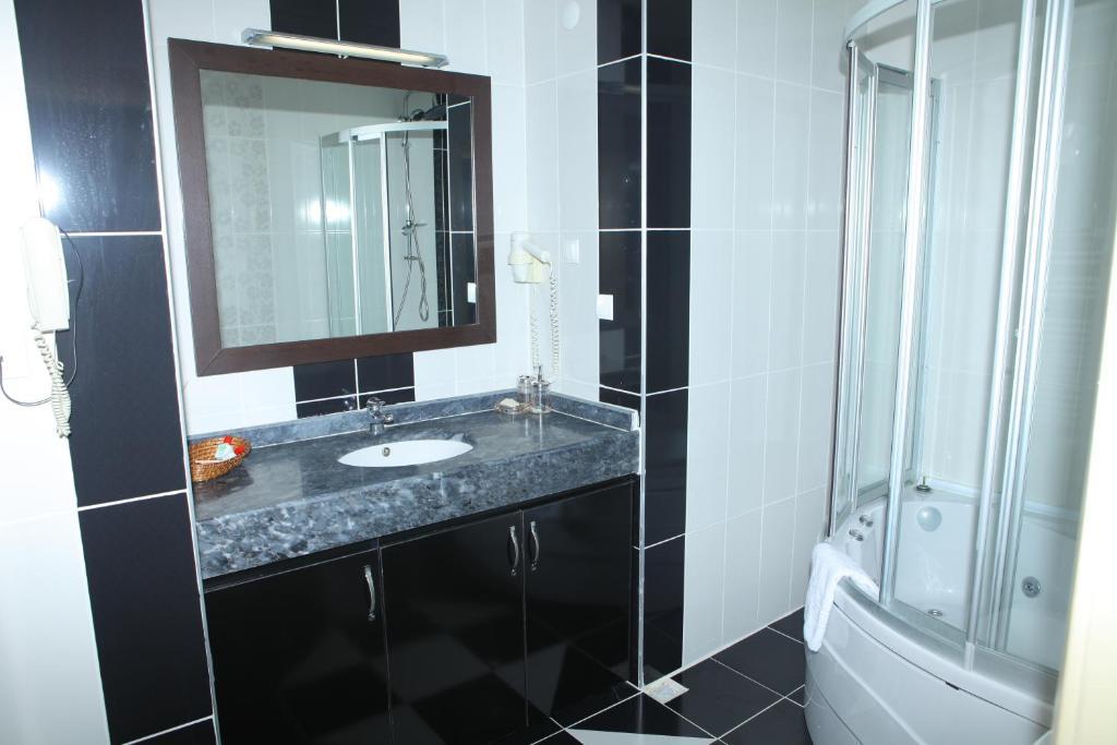 Cihan Hotel Hopa Luaran gambar
